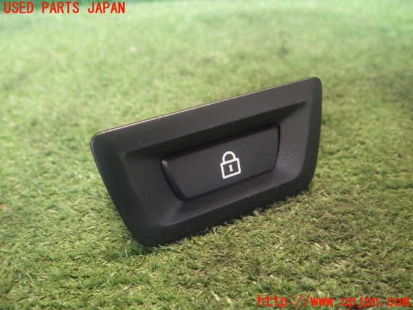 2UPJ-80806311]BMW 523i ツーリング(MT25)（F11）スイッチ6 中古_m0001.jpg