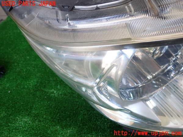 1UPJ-81231130]ステップワゴン スパーダ(RK7)右ヘッドライト HID 中古_m0004.jpg