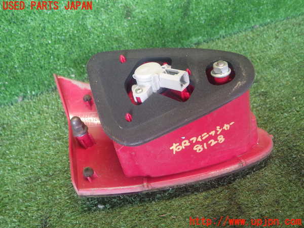 2UPJ-81281550]アルファロメオ・147 GTA(937AXL)右リアフィニッシャー 中古_m0004.jpg