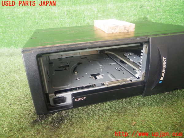 2UPJ-81286505]アルファロメオ・147 GTA(937AXL)CDチェンジャー 中古_m0002.jpg