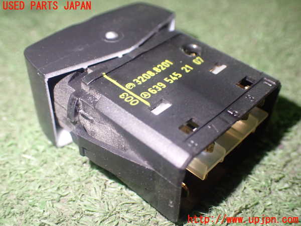 1UPJ-81326307]ベンツV350　W639(639350)スイッチ2 中古_m0003.jpg