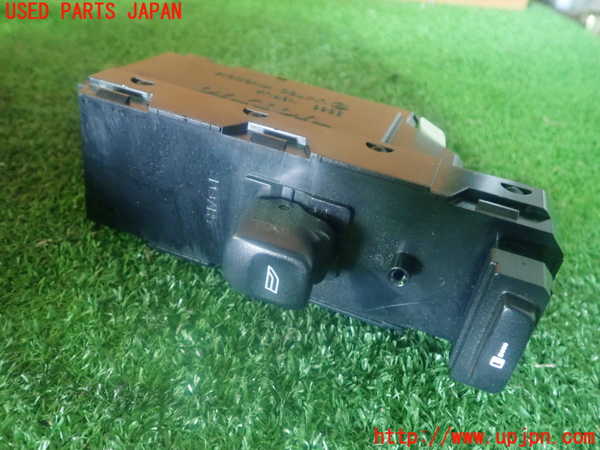 2UPJ-81376245]ボルボV70(SB5244W)左前パワーウィンドウスイッチ 中古_m0001.jpg