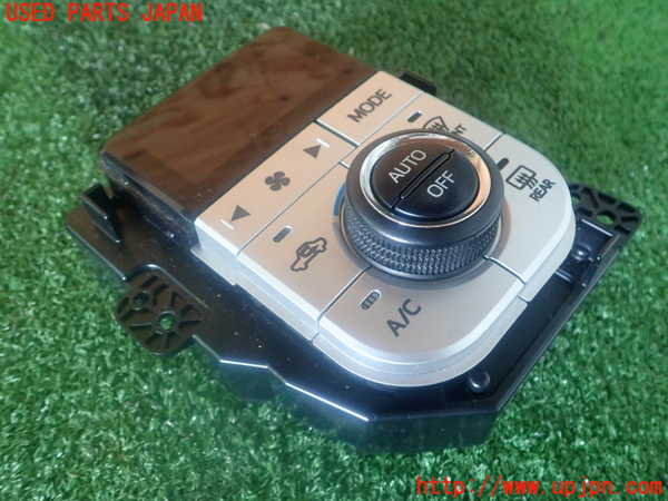 2UPJ-81456066]キャスト アクティバ(LA250S)エアコンスイッチ1 中古_m0001.jpg
