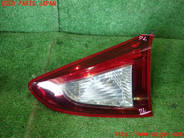 1UPJ-81481550]デミオ(MAZDA2)(DJ5FS)右リアフィニッシャー 中古_m0001.jpg