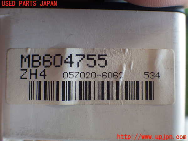 2UPJ-81696180]GTO(Z15A)3連メーター 中古_m0003.jpg