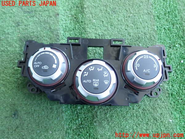 2UPJ-81736066]インプレッサ WRX-STi(GVF)エアコンスイッチ1 中古_m0001.jpg
