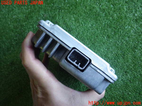 2UPJ-81866525]ハイエースバン200系(KDH206V(改))アンプ 中古_m0003.jpg