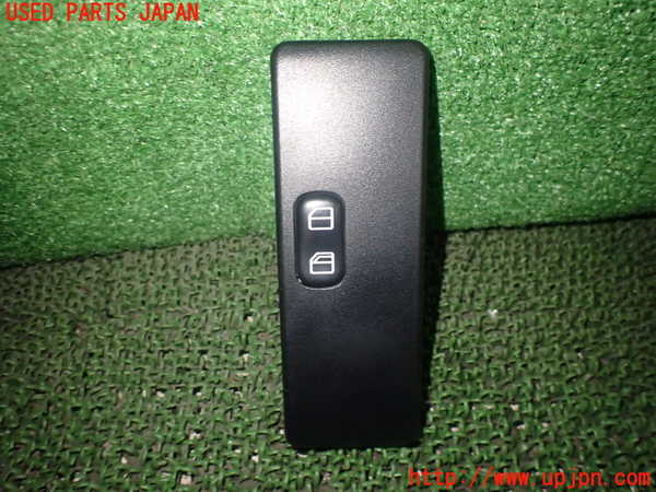 1UPJ-82266245]ベンツ Vクラス V280(638280(改))左前パワーウィンドウスイッチ 中古_m0001.jpg