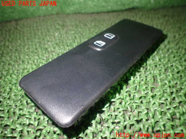 1UPJ-82266245]ベンツ Vクラス V280(638280(改))左前パワーウィンドウスイッチ 中古_m0002.jpg