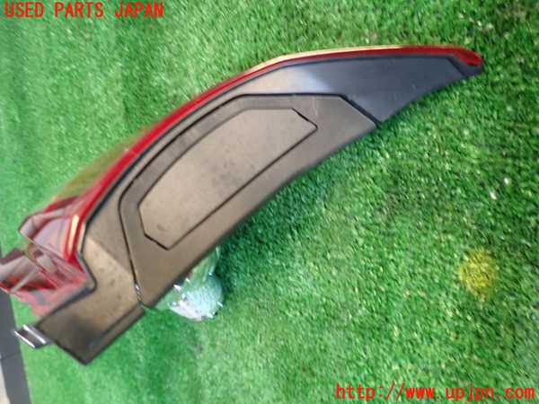 1UPJ-82441550]アクセラ スポーツ(BM5FS)右リアフィニッシャー 中古_m0004.jpg