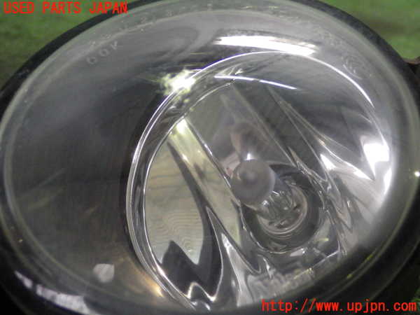 2UPJ-82531182]BMW 130i(UD30 E87)左フォグ 中古_m0004.jpg