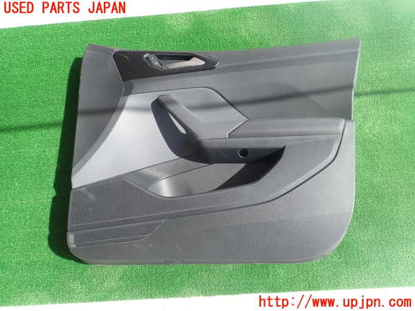 右ドア 5UPJ-82621234]VW・T-Cross(ティークロス)(C1DKR)右前ドア内張り 中古