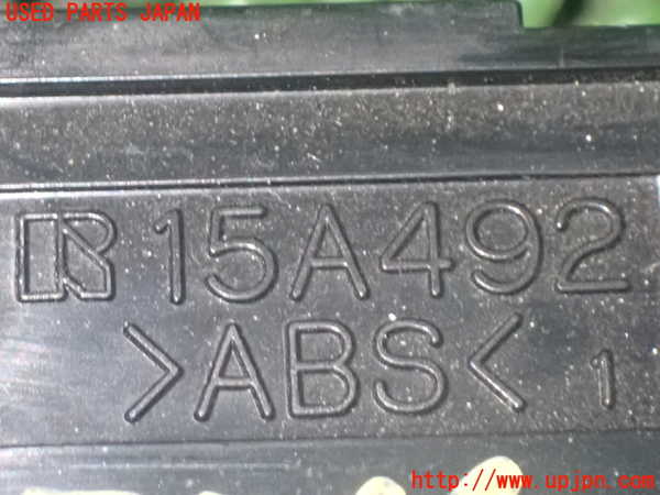 1UPJ-82646306]ハリアー(ACU30W)スイッチ1 (フューエルリッドオープナー) 中古_m0004.jpg