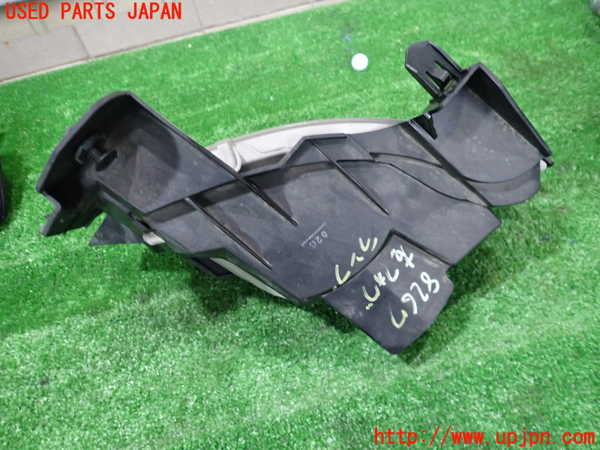 1UPJ-82671180]ヴェルファイア(GGH20W)右フォグ 中古_m0002.jpg