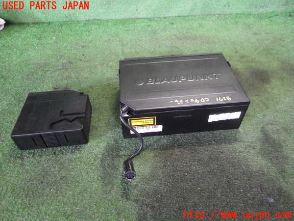 2UPJ-82716505]アルファロメオ・GT(93720L)CDチェンジャー 中古_m0002.jpg