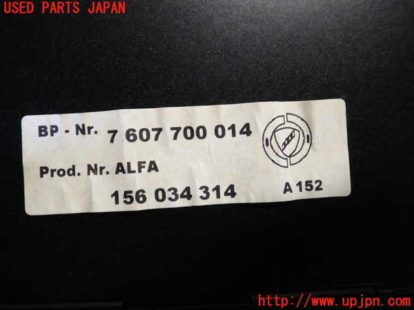 2UPJ-82716505]アルファロメオ・GT(93720L)CDチェンジャー 中古_m0003.jpg