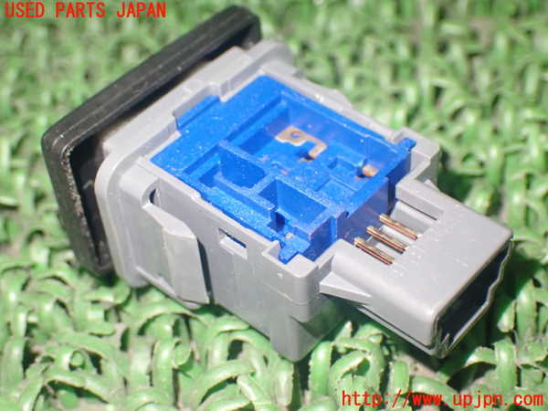 1UPJ-82986309]ハリアーハイブリッド(AVU65W)スイッチ4（オートハイビーム） 中古_m0003.jpg