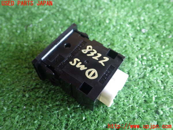 2UPJ-83226306]ハリアー(MCU10W)スイッチ1 (ヘッドライトレベライザー) 中古_m0003.jpg