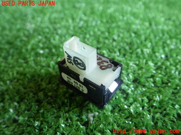 2UPJ-83286313]BMW 740i(F01 KA30) スイッチ8 (トランク) 中古_m0002.jpg