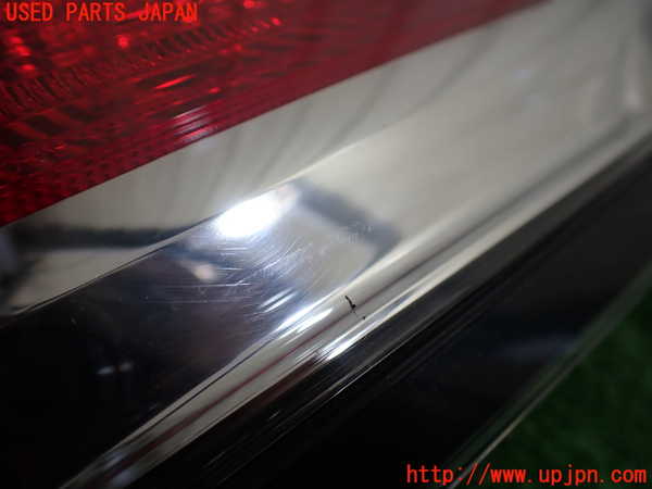 1UPJ-83311552]エルグランド(TE52)左リアフィニッシャー 中古_m0002.jpg