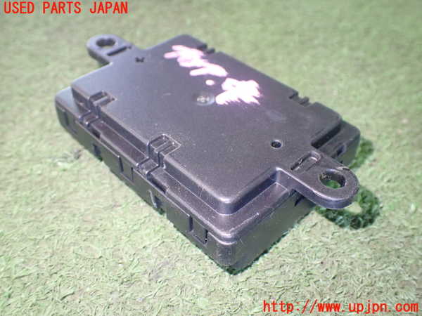 1UPJ-83576149]BMW M4 クーペ(3C30  F82)コンピューター4 中古 参考情報（適合保証無）：F32 F33 F83_m0003.jpg