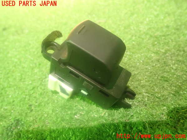 2UPJ-83586245]レガシィ ワゴン(BR9)左前パワーウィンドウスイッチ 中古_m0001.jpg