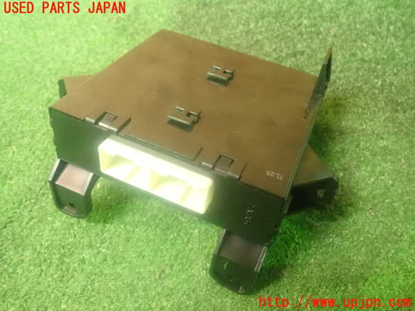 2UPJ-83586146]レガシィ ワゴン(BR9)コンピューター1 (エアコンアンプ) 中古_m0002.jpg
