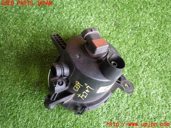 2UPJ-83591182]BMW 116i F20 (1A16) 左フォグ 中古_m0002.jpg