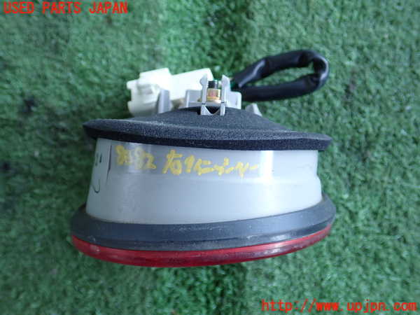 2UPJ-83821550]アルテッツァ(SXE10)右リアフィニッシャー 中古_m0002.jpg