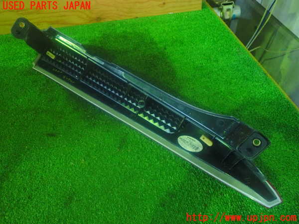 2UPJ-83831552]ボルボXC90(CB6324AW)左リアフィニッシャー 中古_m0002.jpg