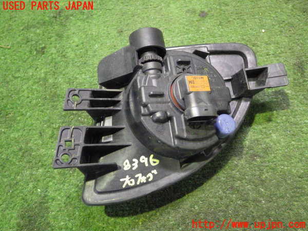 2UPJ-83961180]BMW アクティブハイブリッド5(AH5)(FZ35) F10 右フォグ 中古_m0002.jpg