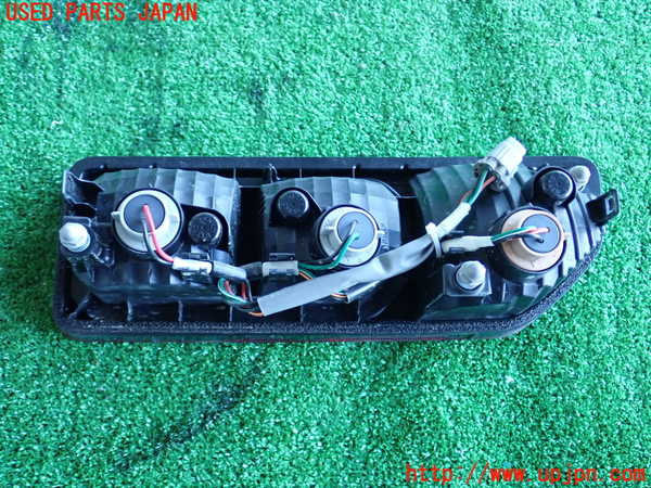 2UPJ-84021536]ジムニー シエラ(JB74W)左テールランプ 中古_m0003.jpg