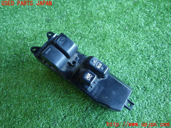 2UPJ-84036240]ハイエースバン200系(TRH200V)右前パワーウィンドウスイッチ 中古_m0001.jpg