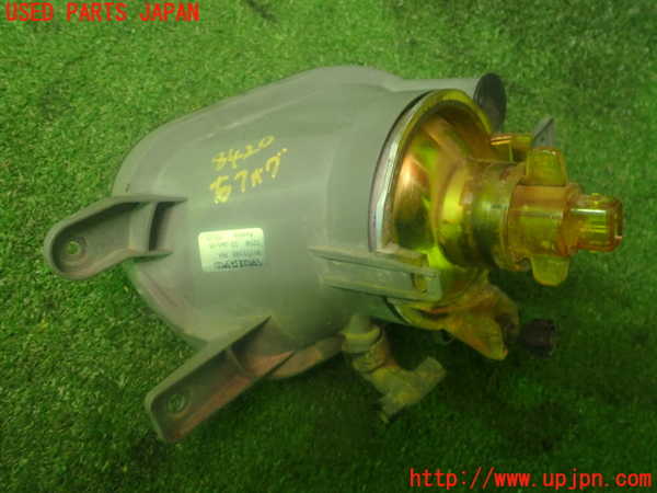 2UPJ-84201180]ボルボXC90(CB6324AW)右フォグ 中古_m0002.jpg