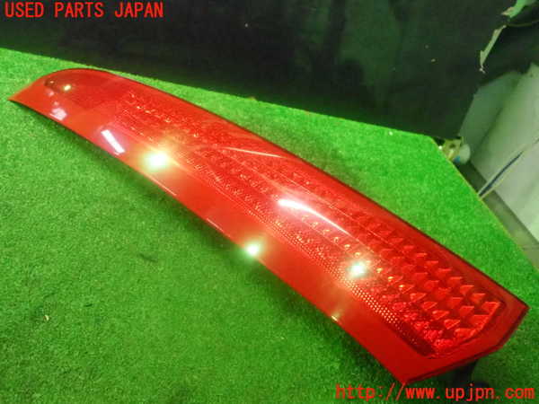 2UPJ-84201552]ボルボXC90(CB6324AW)左リアフィニッシャー 中古_m0001.jpg