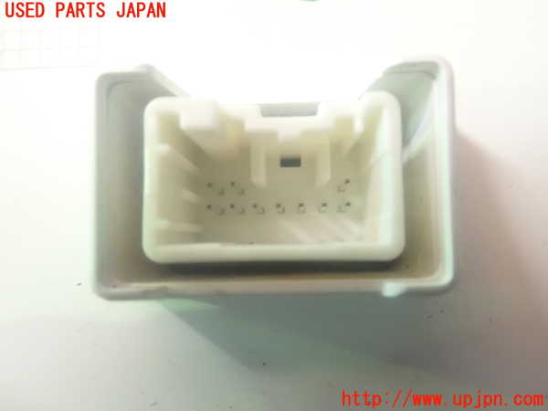 2UPJ-84206170]ボルボXC90(CB6324AW)スピードメーター 中古_m0004.jpg