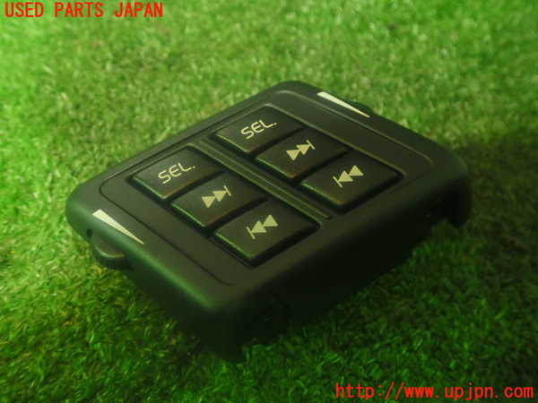 2UPJ-84206308]ボルボXC90(CB6324AW)スイッチ3 (オーディオコントロール) 中古_m0001.jpg