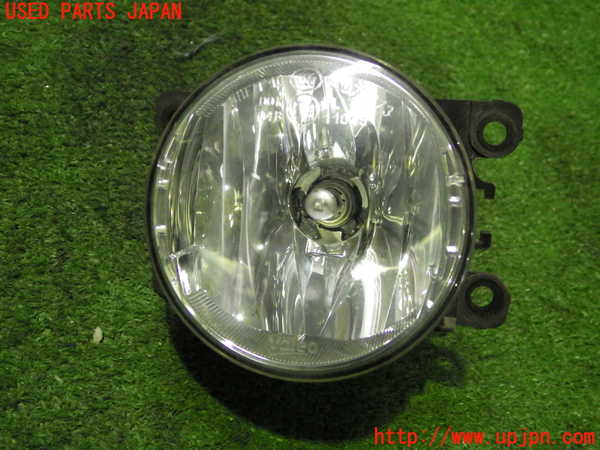 2UPJ-84301180]ルノー・カングー(KWK4M)右フォグ 中古_m0001.jpg