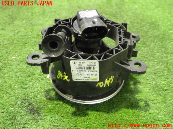 2UPJ-84301180]ルノー・カングー(KWK4M)右フォグ 中古_m0002.jpg