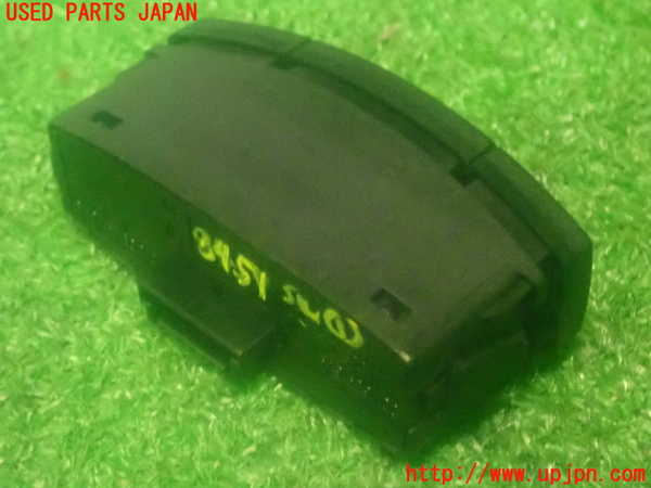 2UPJ-84516306]BMW 120i(UD20 E87)スイッチ1 （ハザード等）中古_m0002.jpg