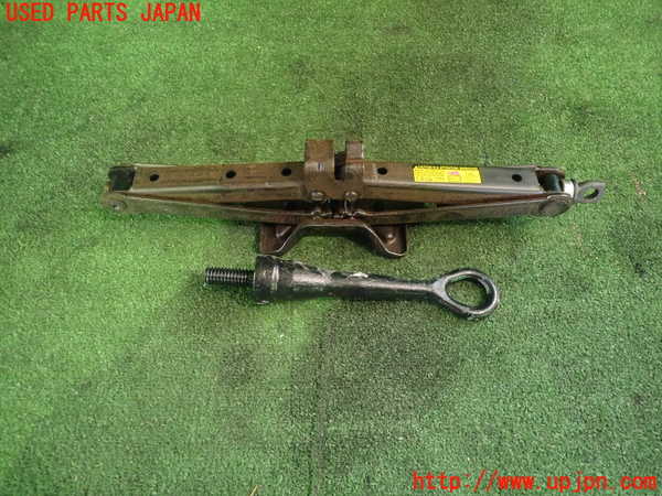 1UPJ-84647805]ハリアー(ZSU60W)車載工具 中古_m0001.jpg