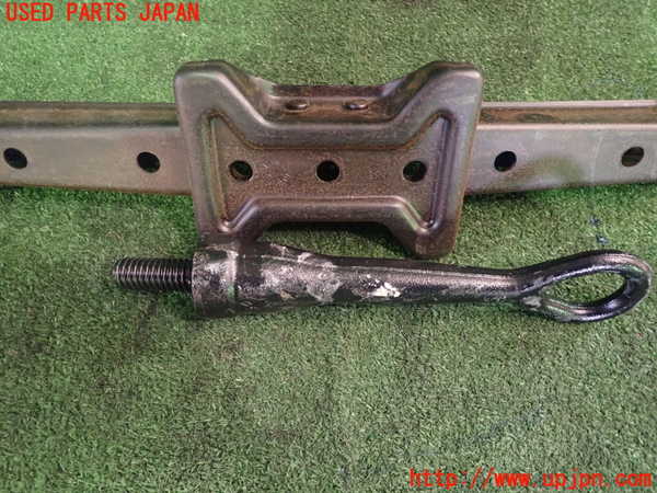 1UPJ-84647805]ハリアー(ZSU60W)車載工具 中古_m0003.jpg