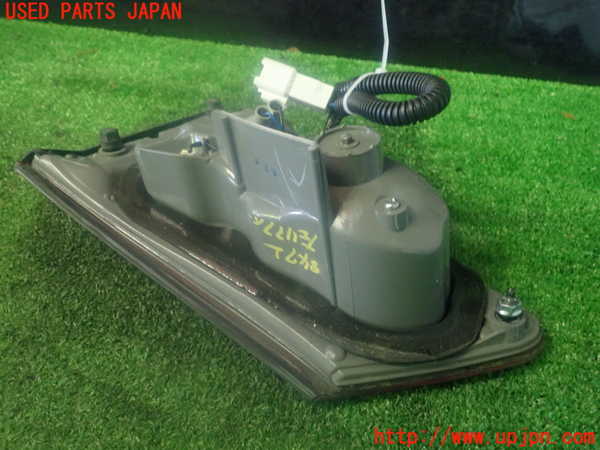 2UPJ-84721552]レクサス・IS250(GSE20)左リアフィニッシャー 中古_m0002.jpg