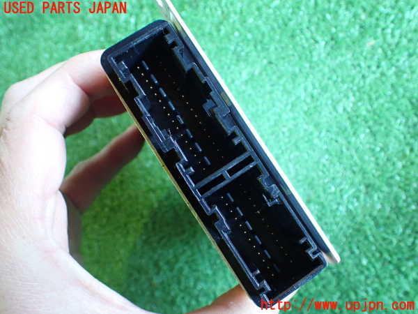 2UPJ-84886145]アルファロメオ・159(93922)エアバッグコンピューター 中古_m0003.jpg