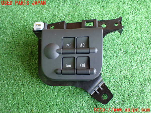 2UPJ-84886295]アルファロメオ・159(93922)フォグスイッチ 中古_m0001.jpg