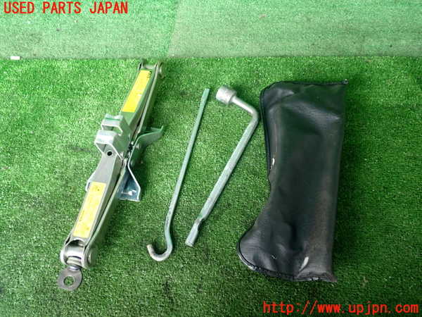 2UPJ-84997805]セフィーロ(A32)車載工具 中古_m0001.jpg