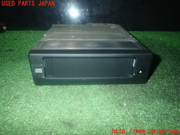 2UPJ-85006505]BMW 530i E60(NA30)CDチェンジャー 【ジャンク品】中古_m0001.jpg