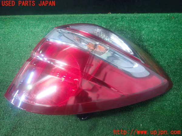 2UPJ-85551530]レガシィ ワゴン(BP5)右テールランプ 中古_m0001.jpg