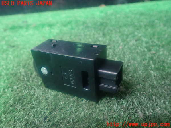 2UPJ-85556308]レガシィ ワゴン(BP5)スイッチ3 （調整ダイヤル） 中古_m0002.jpg