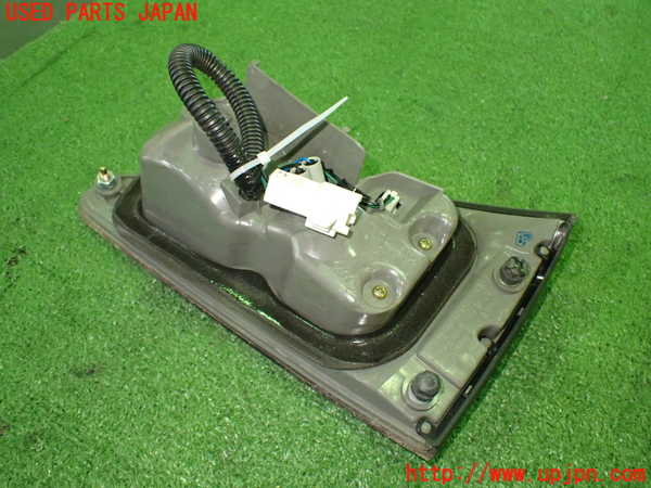 2UPJ-85611552]レクサス・IS250(GSE20)左リアフィニッシャー 中古_m0002.jpg